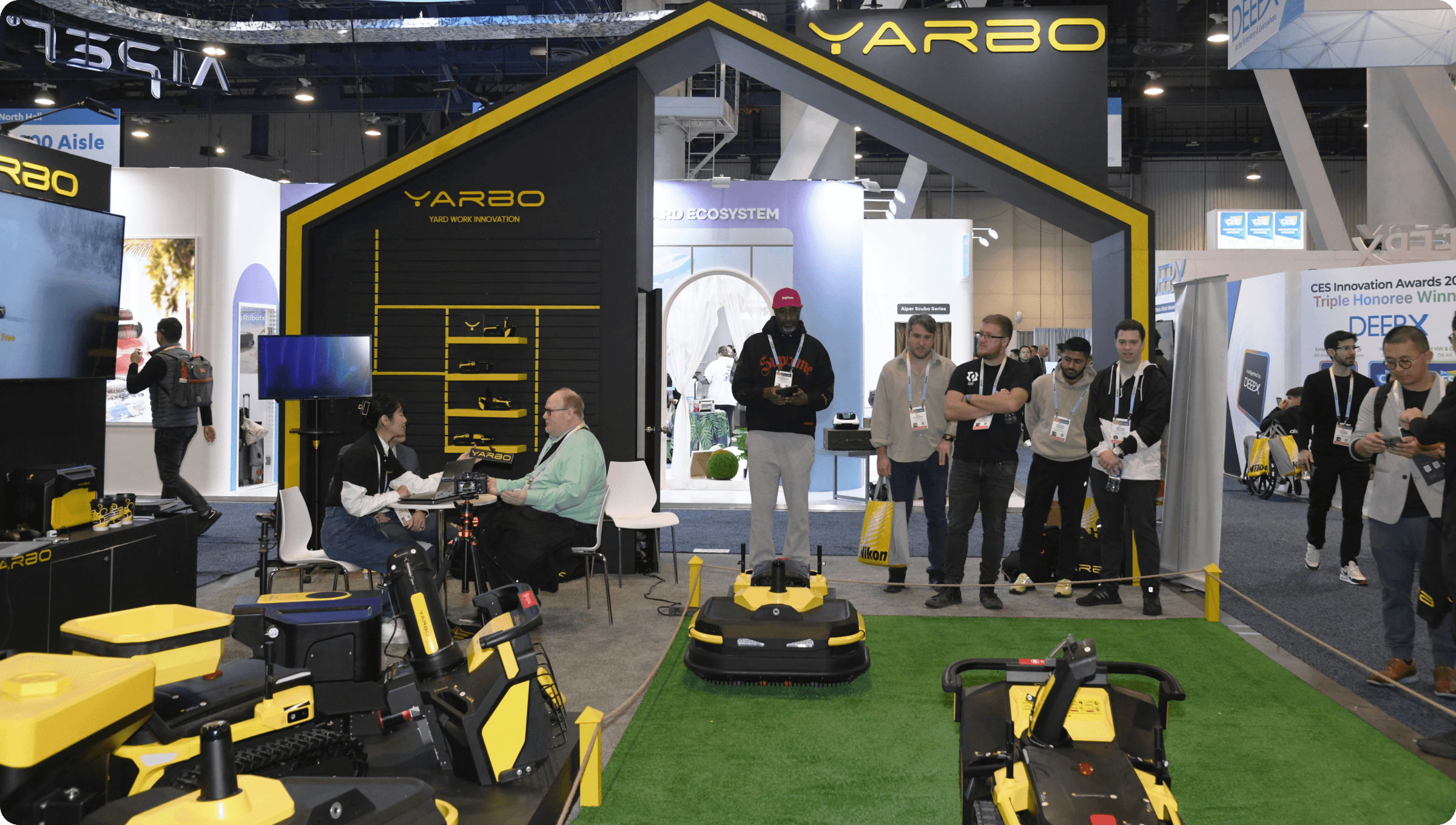 Yarbo at CES 2024